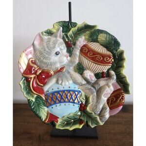 Fitz and Floyd Christmas Kitten Playing with Ornaments Plate 9"